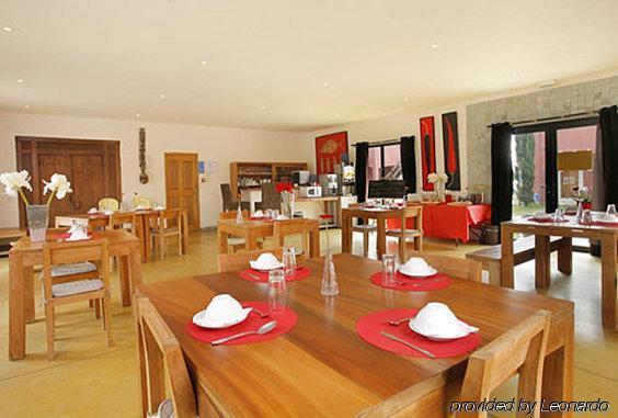 קאסטרי Hotel Domaine Le Milos מסעדה תמונה