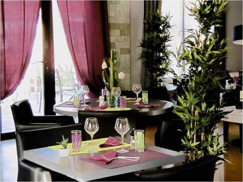 קאסטרי Hotel Domaine Le Milos מראה חיצוני תמונה