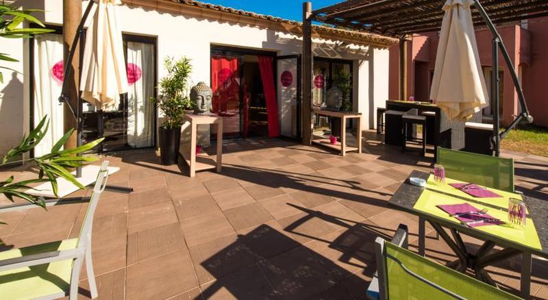 קאסטרי Hotel Domaine Le Milos מראה חיצוני תמונה