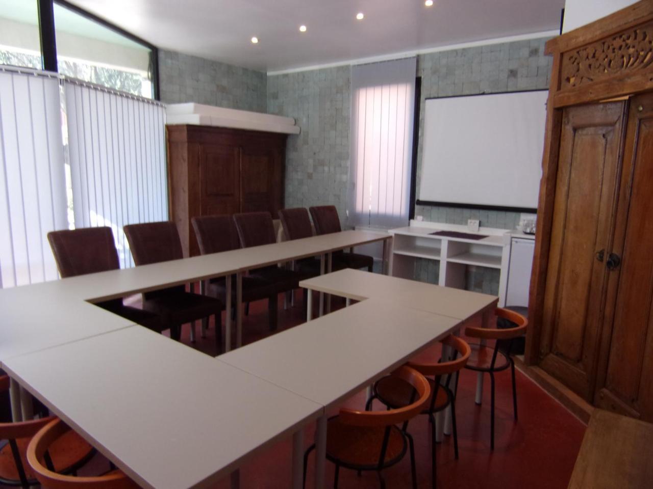 קאסטרי Hotel Domaine Le Milos מראה חיצוני תמונה