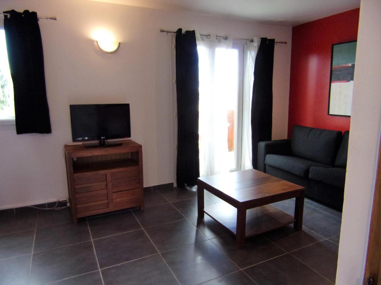 קאסטרי Hotel Domaine Le Milos מראה חיצוני תמונה