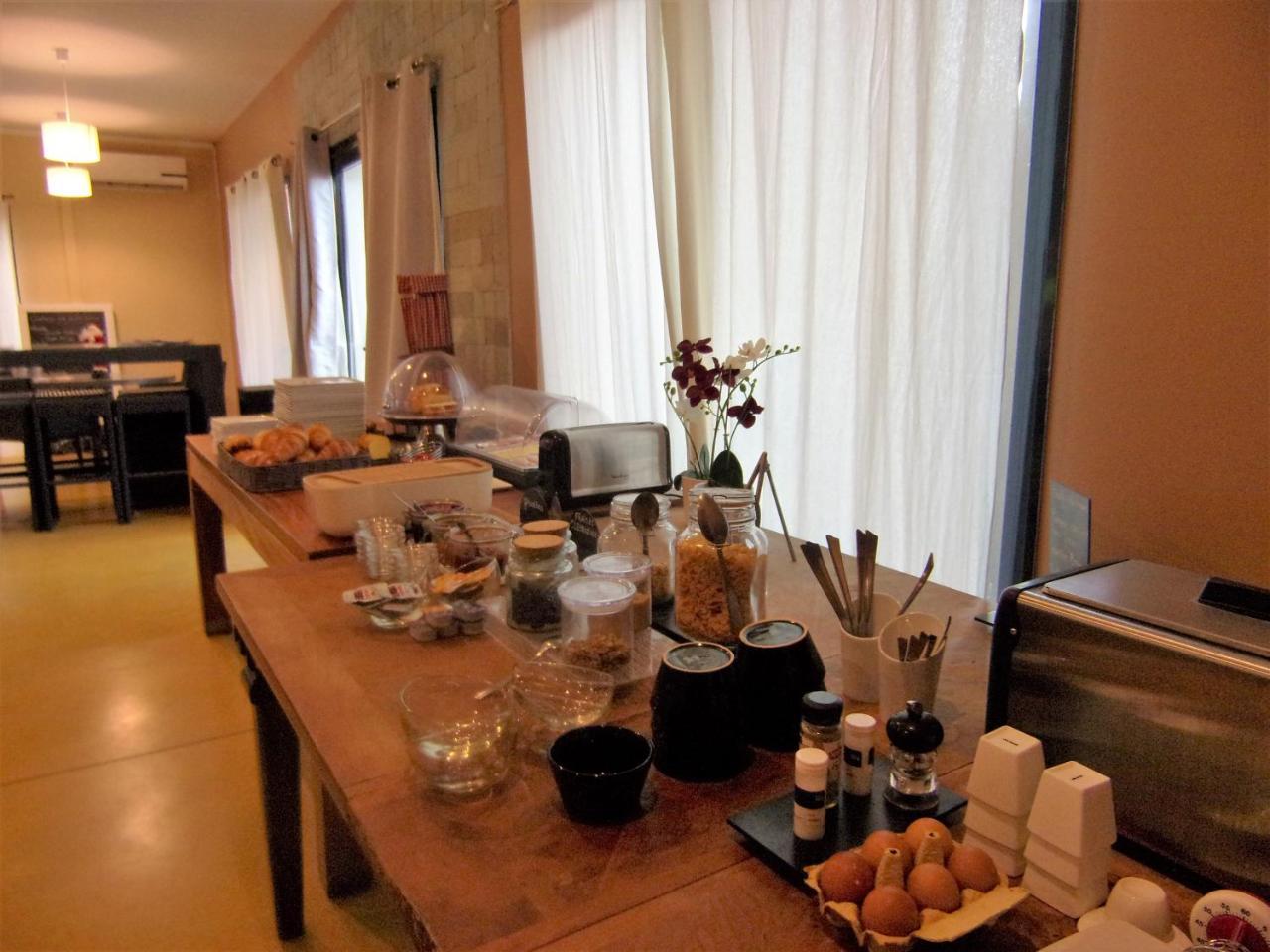 קאסטרי Hotel Domaine Le Milos מראה חיצוני תמונה